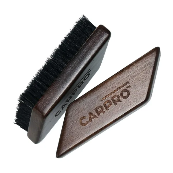 CarPro Leather and Fabric Brush - szczotka do skór i tapicerki materiałowej