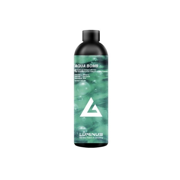 Luminus Aqua Bomb 500ml  - szampon samochodowy z dodatkiem z SiO₂